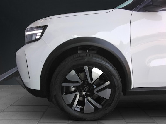 Vehicle image 9 Vehicle image 9