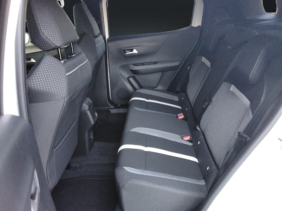 Vehicle image 10 Vehicle image 10