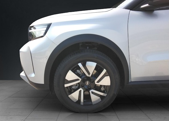 Vehicle image 9 Vehicle image 9