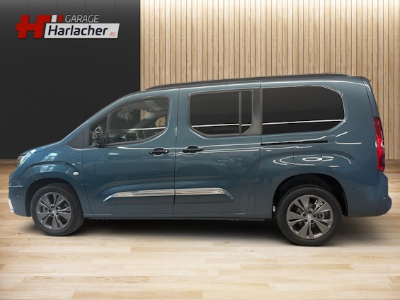 Vehicle image 7 Vehicle image 7