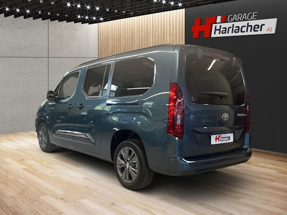 Vehicle image 6 Vehicle image 6