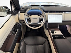 Vehicle image LAND ROVER Range Rover 3.0 D I6 300 HSE