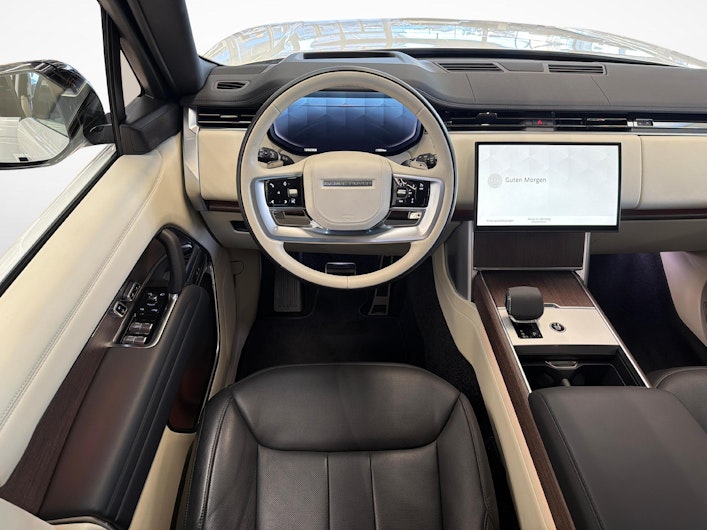 Vehicle image LAND ROVER RANGE ROVER