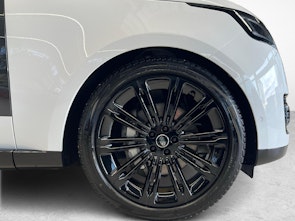 Vehicle image LAND ROVER Range Rover 3.0 D I6 300 HSE