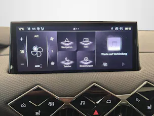 DS Automobiles 3 1.2 Hybrid Diva