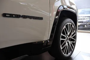 Jeep Compass 1.3 Summit 4xe