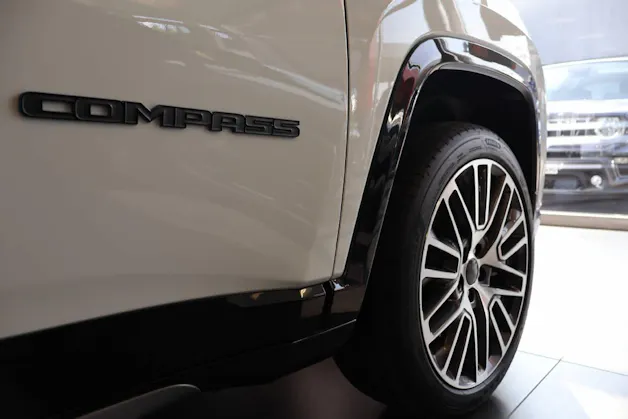Jeep Compass 1.3 Summit 4xe