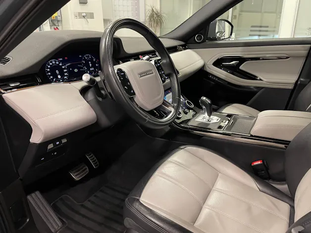 Land Rover Range Rover Evoque 2.0 T 250 First Edition