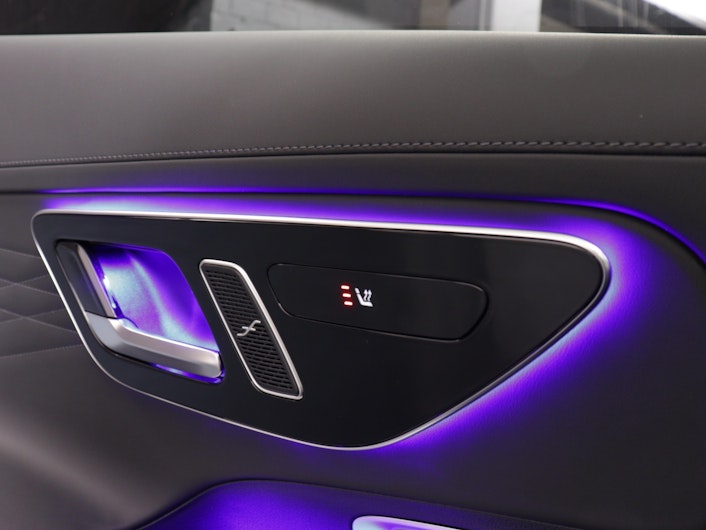 Vehicle image MERCEDES-BENZ C 220