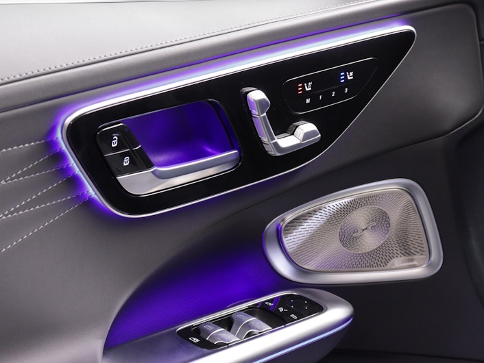 Vehicle image MERCEDES-BENZ C 220