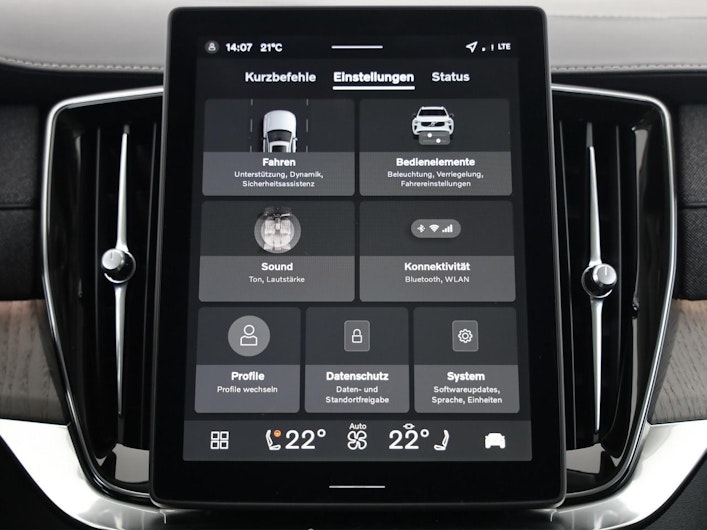 Vehicle image VOLVO XC90