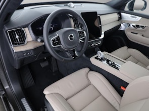 Vehicle image VOLVO XC90 2.0 T8 TE Ultra Dark eAWD