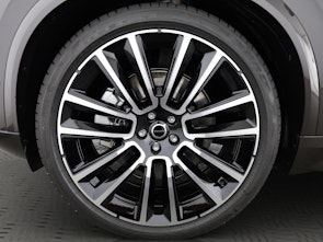 Vehicle image VOLVO XC90 2.0 T8 TE Ultra Dark eAWD