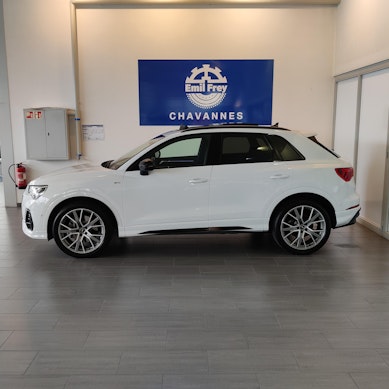 AUDI Q3 2.0 45 TFSI S line quattro S-Tronic 2