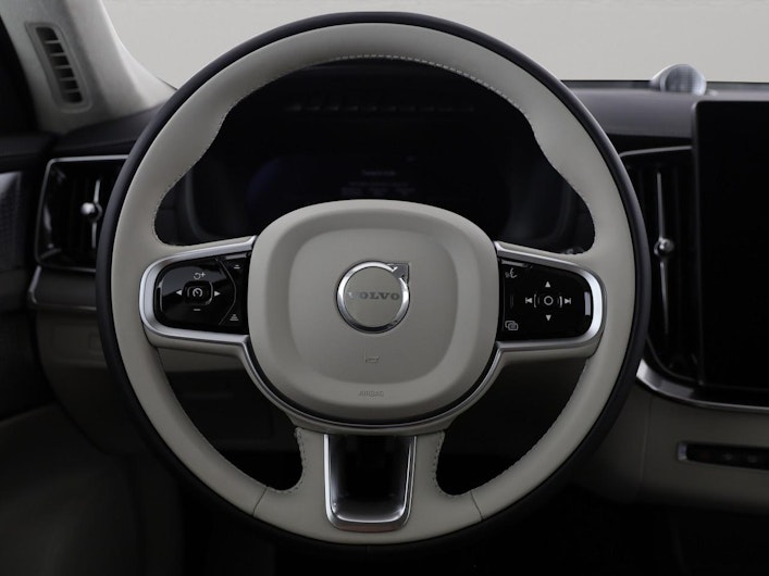 Vehicle image VOLVO XC90