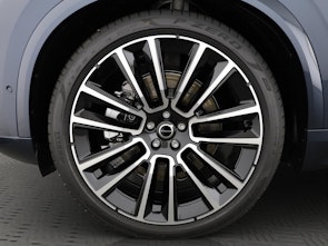 Vehicle image VOLVO XC90 2.0 T8 TE Ultra Dark eAWD