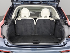 Vehicle image VOLVO XC90 2.0 T8 TE Ultra Dark eAWD