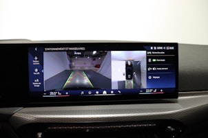 Vehicle image BMW 330d xDrive SAG Touring