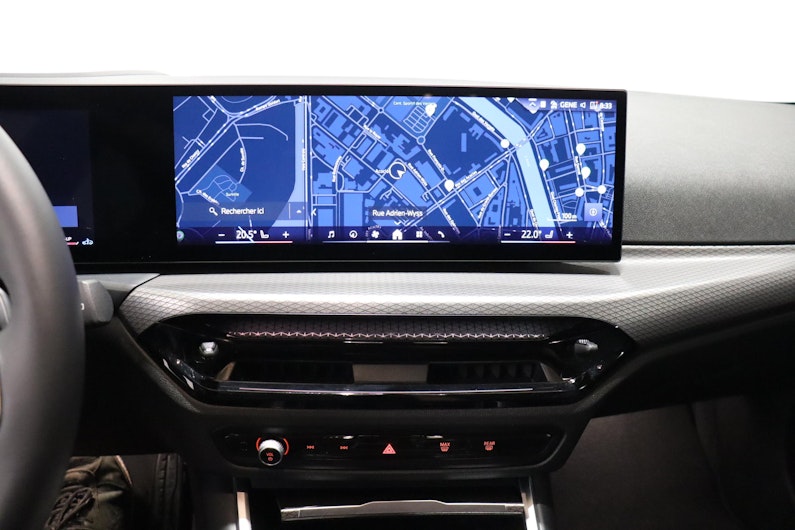 Vehicle image BMW 3 SERIES