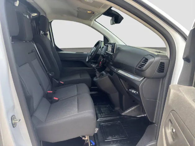 Toyota PROACE Van L1 2.0 D Advanced