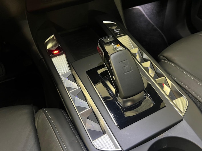 Vehicle image DS AUTOMOBILES DS3