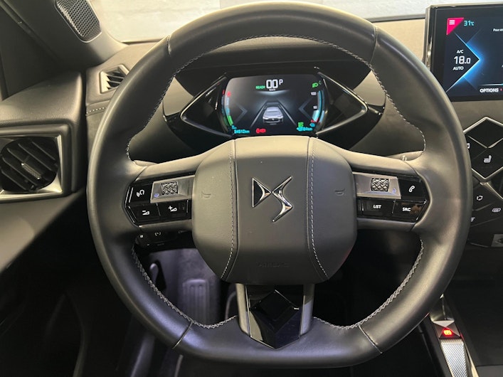 Vehicle image DS AUTOMOBILES DS3