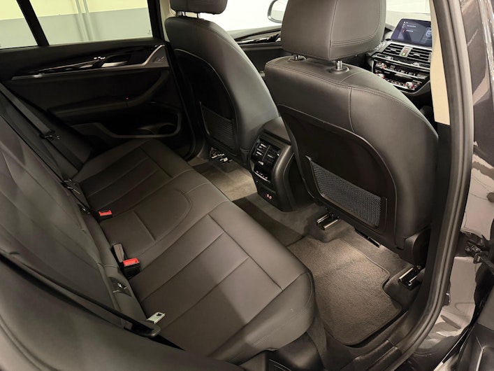 Vehicle image BMW X4