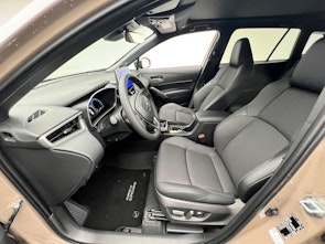 Vehicle image TOYOTA Corolla Cross 2.0 HSD Premium AWD-i