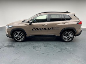 Vehicle image TOYOTA Corolla Cross 2.0 HSD Premium AWD-i