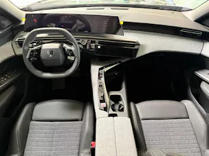 Peugeot 5008 1.2 Hybrid Allure Premium