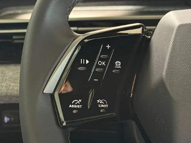 Peugeot 5008 1.2 Hybrid Allure Premium