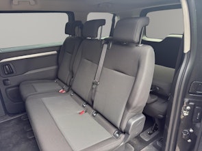 Vehicle image PEUGEOT Traveller Standard 2.0 BlueHDi 180 Business S/S