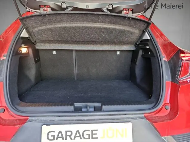Renault Captur 1.6 E-Tech Plug-in Intens