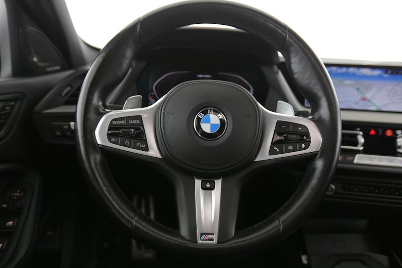 Vehicle image BMW 1 SERIES