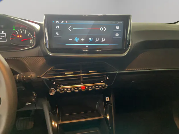 Peugeot 208 1.2 Hybrid Allure Premium