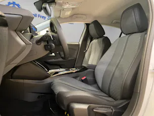 Peugeot 208 1.2 Hybrid Allure Premium