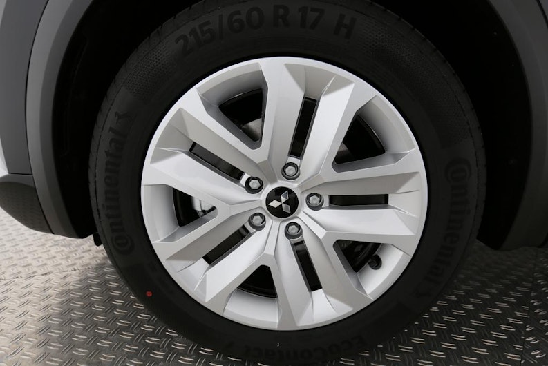 Vehicle image MITSUBISHI ASX