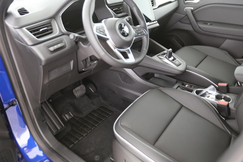 Vehicle image MITSUBISHI ASX