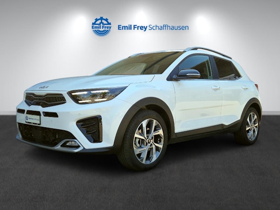 First vehicle image
