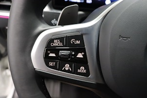 Vehicle image BMW 330d xDrive SAG