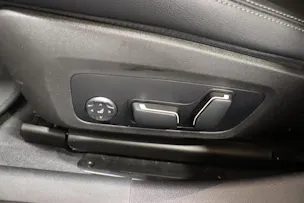 BMW 330d xDrive SAG