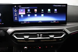 BMW 330d xDrive SAG