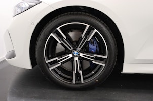 Vehicle image BMW 330d xDrive SAG