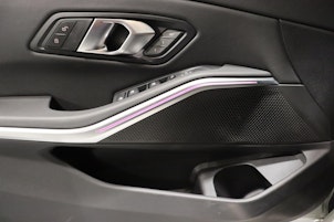 Vehicle image BMW 330d xDrive SAG