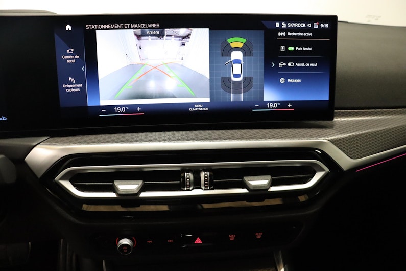 Vehicle image BMW 3 SERIES