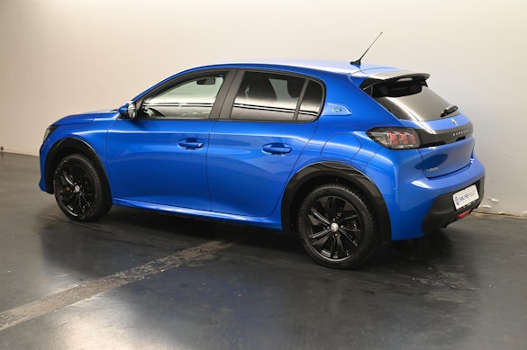 PEUGEOT 208 e-Active Pack 3