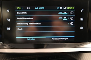 Vehicle image PEUGEOT 208 e-Active Pack