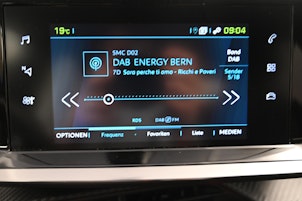 Vehicle image PEUGEOT 208 e-Active Pack