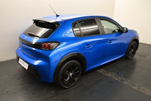 Vehicle image PEUGEOT 208 e-Active Pack