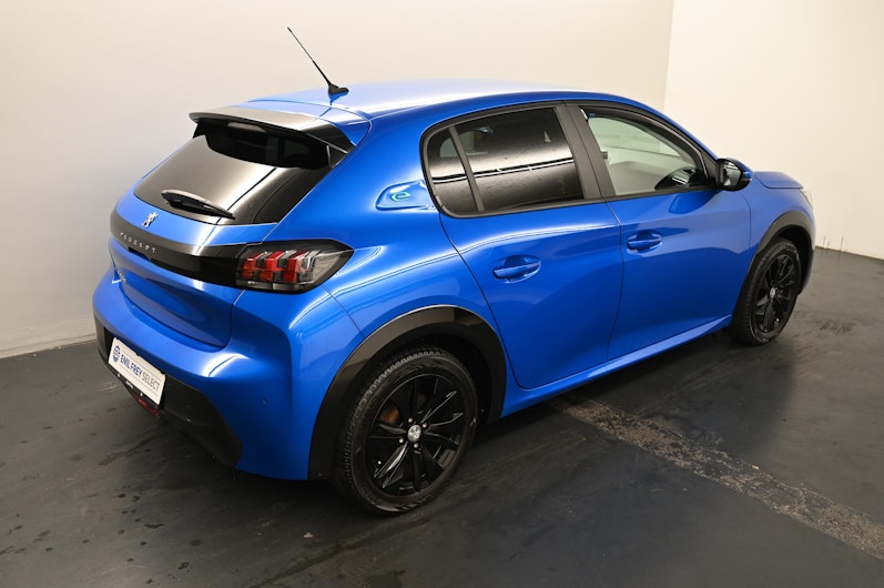 Vehicle image PEUGEOT 208